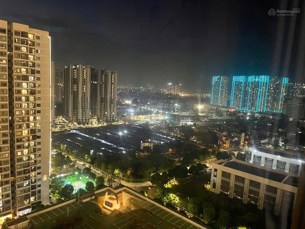 Bán 3n2vs full nội thất đẹp tầng trung giá tốt thị trường