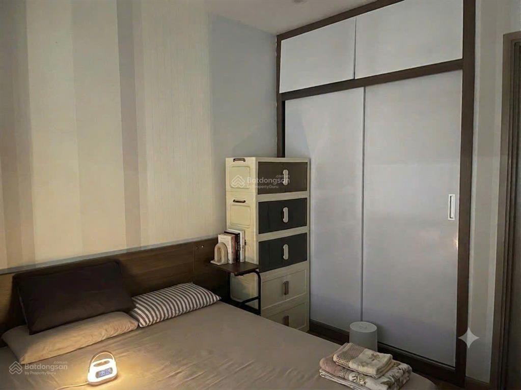Bán 3n2vs full nội thất đẹp tầng trung giá tốt thị trường