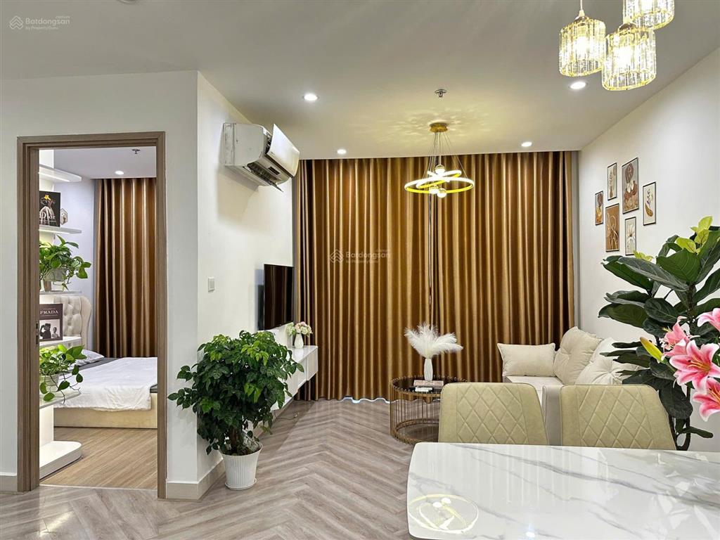 Bán 1n+ full nội thất tầng trung đẹp giá 2,3x tỷ