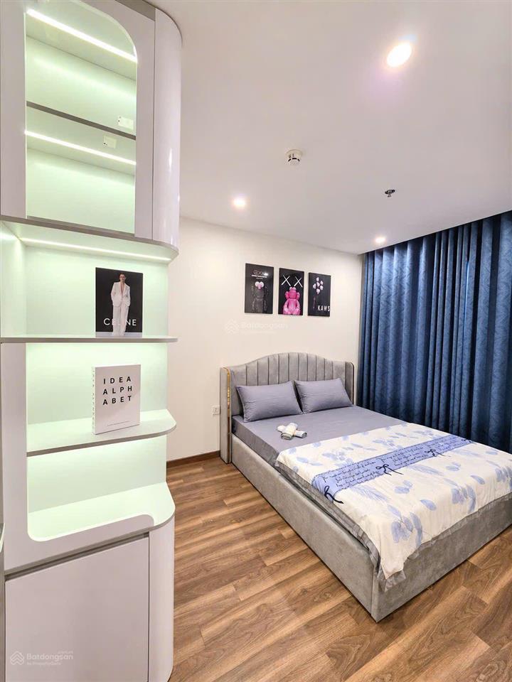 Cho thuê 2n2vs full đồ toà zurich1 giá 10,5 triệu đóng 1 tháng 1 lần