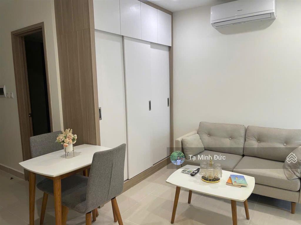 Cần bán căn studio s2.10 tầng trung đẹp, full nội thất dòng tiền cho thuê ổn định