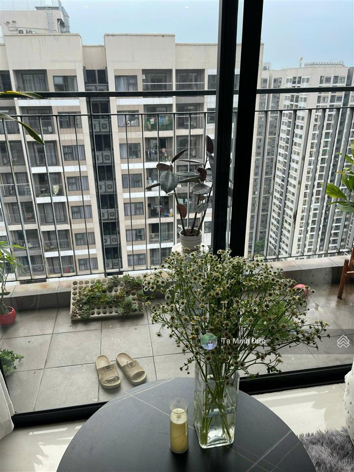 Bán căn hộ 2pn1wc vinhomes ocean park ban công đông nam full nội thất giá chỉ 3.2 tỷ