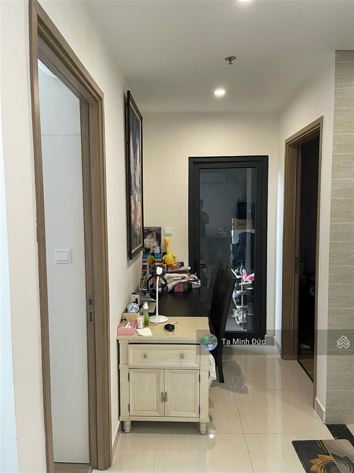 Bán căn hộ 2pn1wc vinhomes ocean park ban công đông nam full nội thất giá chỉ 3.2 tỷ