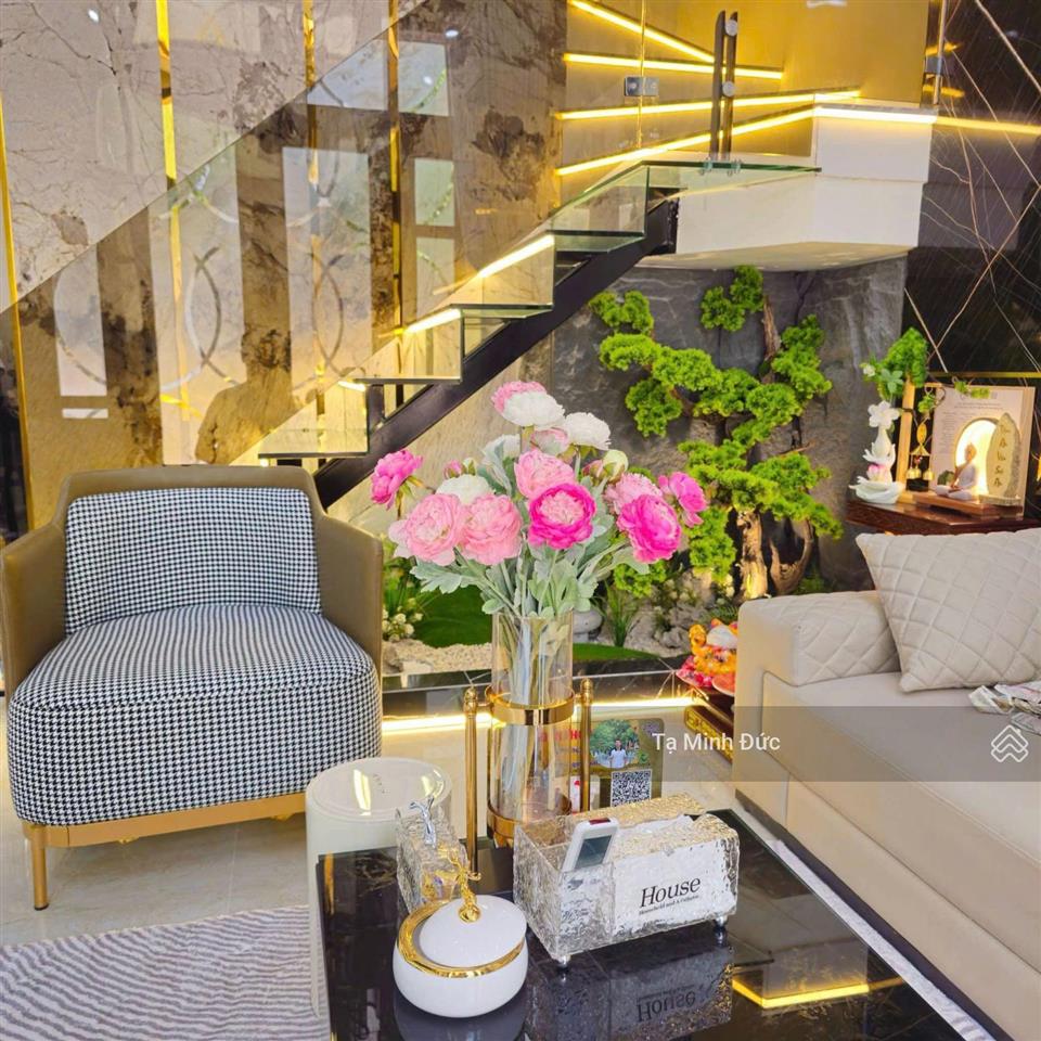Cần bán liền kề san hô vinhomes ocean park 2 giá 7,8 tỷ