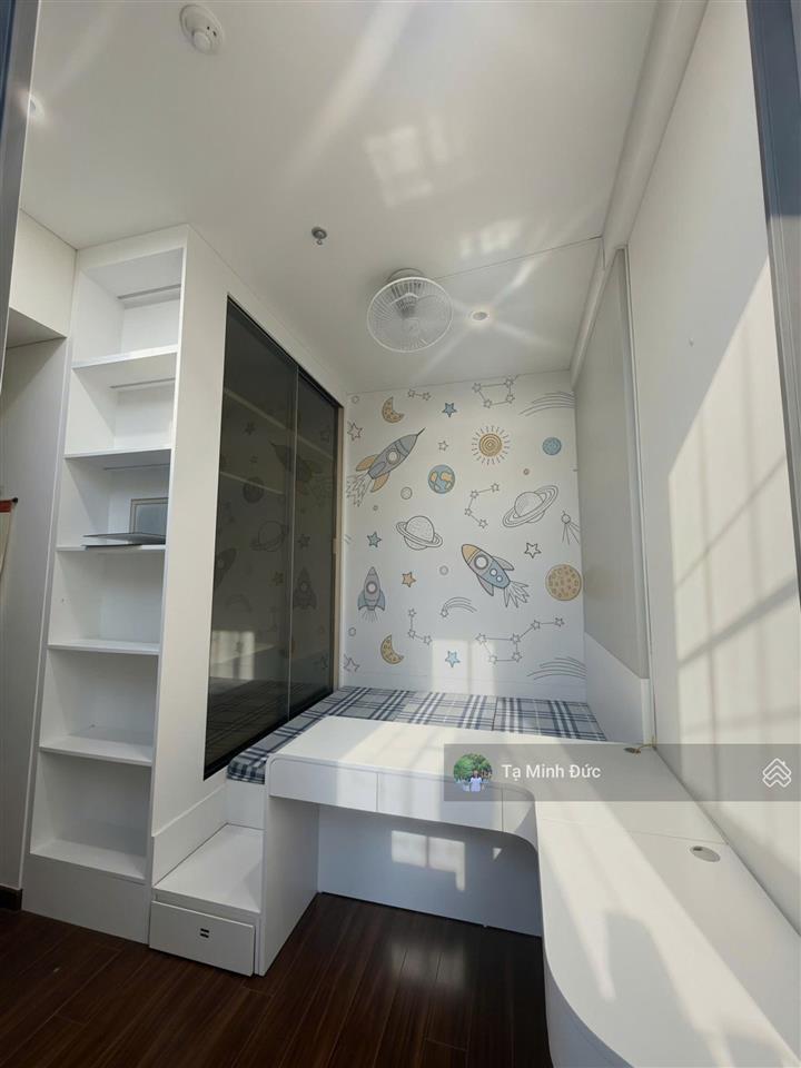 Bán ch 2pn 2vs đẹp, giá cực tốt 4tỷ2 tại masteri waterfront, gia lâm, hà nội