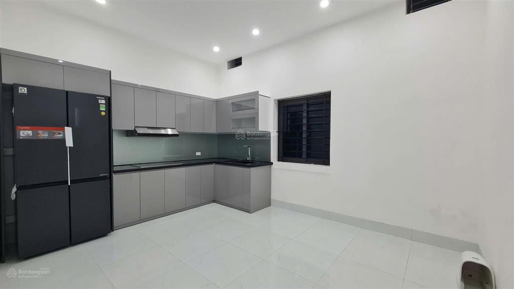 Bán căn 2 tầng full nội thất tại trung tâm phường nông trang tỉnh phú thọ