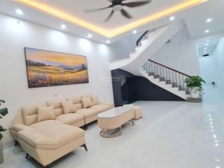 Bán căn 2 tầng full nội thất tại trung tâm phường nông trang tỉnh phú thọ