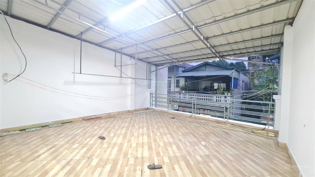 Bán nhà 3 tầng trung tâm phường nông trang  tỉnh phú thọ