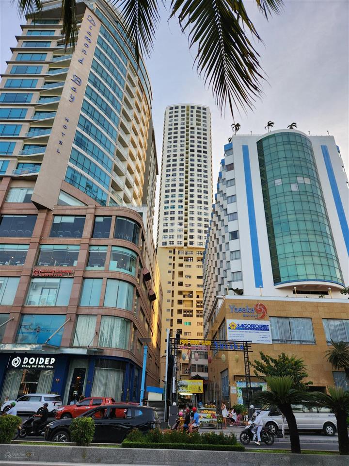 Cho thuê căn góc view biển gold coast nha trang