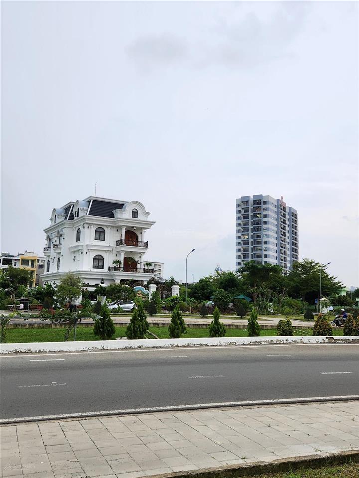 Cần bán lô đất mặt sông an bình tân