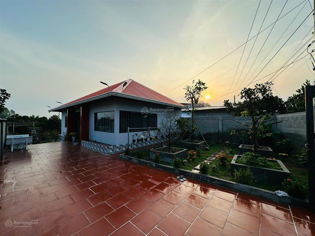 Cần bán gấp vườn + nhà villa đẹp chỉ cần thanh toán trước 50% nhận nhà ngay