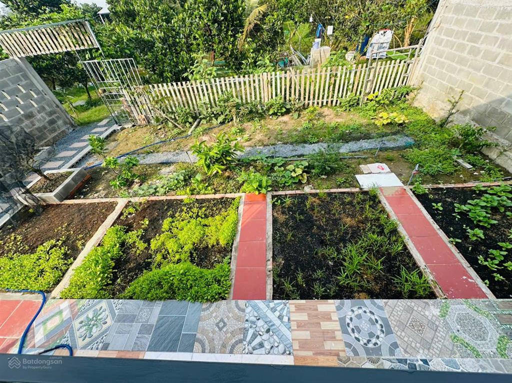 Cần bán gấp vườn + nhà villa đẹp chỉ cần thanh toán trước 50% nhận nhà ngay