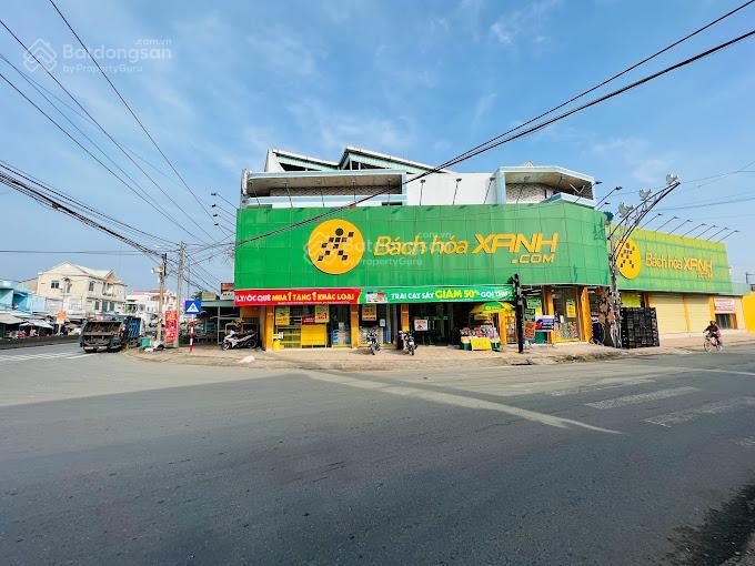 Cho thuê mặt bằng đối diện siêu thị bách hóa xanh