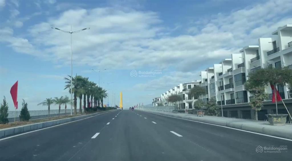 Chính chủ bán lô view vườn hoa trục thông ngay gần biển giá rẻ dự án flc tropical hl 0969 727 ***