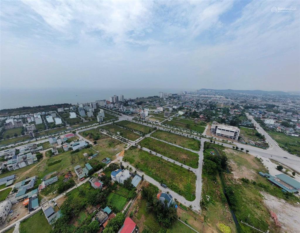 Chính chủ cần bán lô liền kề view biệt thụ trung tâm dự án giá 16tr/m2 dự án flc sầm sơn 0969 727 ***