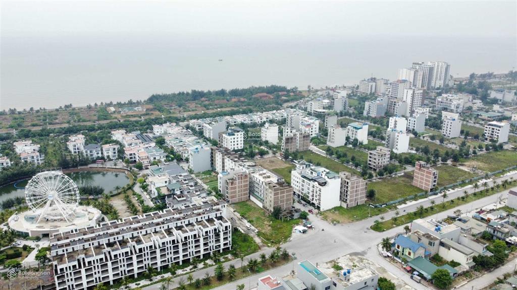 Chính chủ cần bán lô liền kề view biệt thụ trung tâm dự án giá 16tr/m2 dự án flc sầm sơn 0969 727 ***