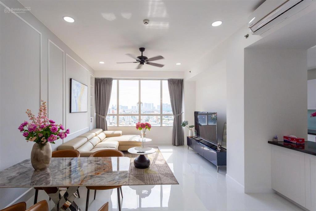 Siêu hot tháng 6 sunrise city 106m2, 3pn, 2wc, giá 7tỷ850 thương lượng