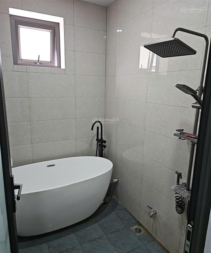 Nhà 3 tầng lô góc 135m2 thành phố hoa lư ninh bình. ngôi nhà được thiết kế vô cùng đẹp