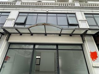 Cho thuê căn shophouse sao biển,110m, hoàn thiện cơ bản 15tr/tháng vin1 gia lâm