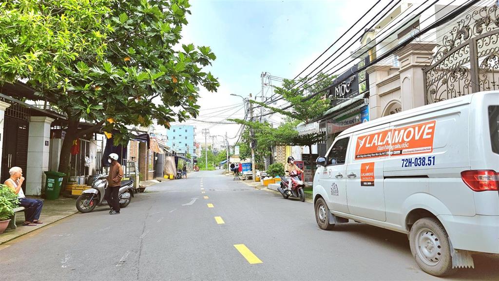 Bán đất mặt tiền đường 160, phường tăng nhơn phú a, quận 9. dt sử dụng 151m2 view rạch
