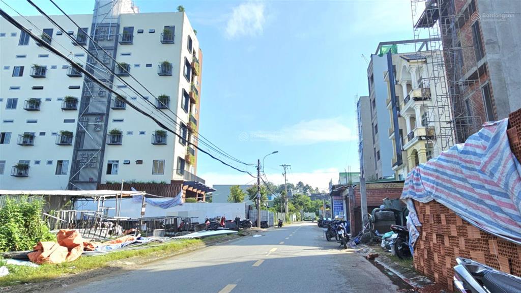 Bán đất mặt tiền đường võ văn hát, quận 9. dt 93m2 gần đh tài chính marketing