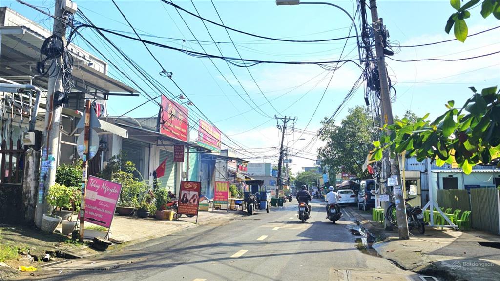 Bán đất mặt tiền đường võ văn hát, quận 9. dt 93m2 gần đh tài chính marketing