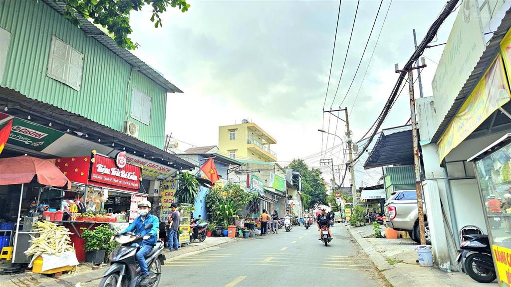 Bán nhà mặt tiền đường 182, phường tăng nhơn phú a, quận 9. dt 103m2