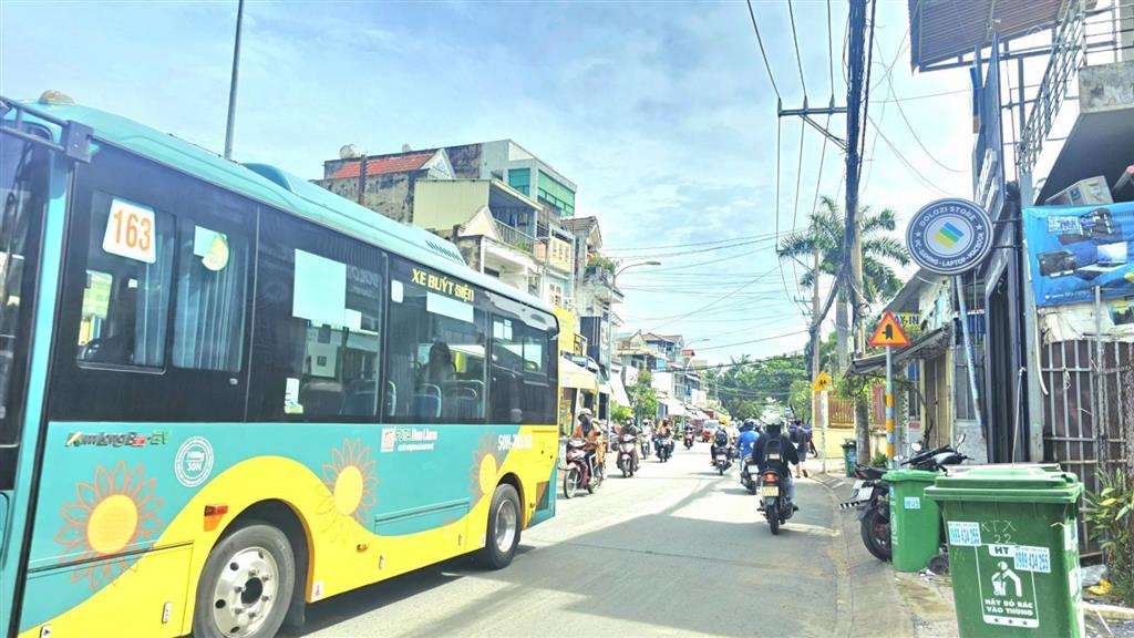 Bán đất mặt tiền đường 22, phước long, quận 9. dt 91m2 lô góc 2 mặt tiền.