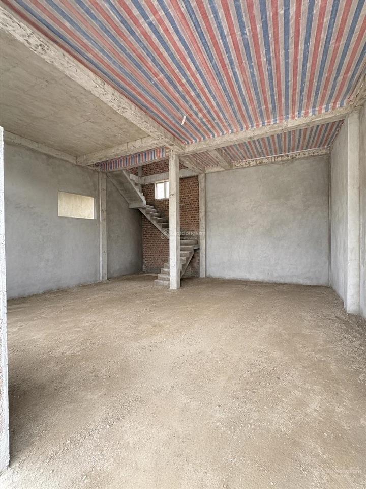 Nhà xây mới 4 tầng độc lập/ 60m², sân cổng riêng, ô tô vào nhà, thang máy và full nội thất cao cấp
