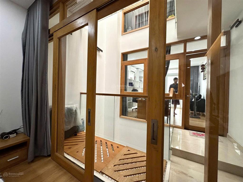 Chính chủ bán căn nhà mới, xây tâm huyết  kết cấu 4 tầng tại hai bà trưng, phường tân định