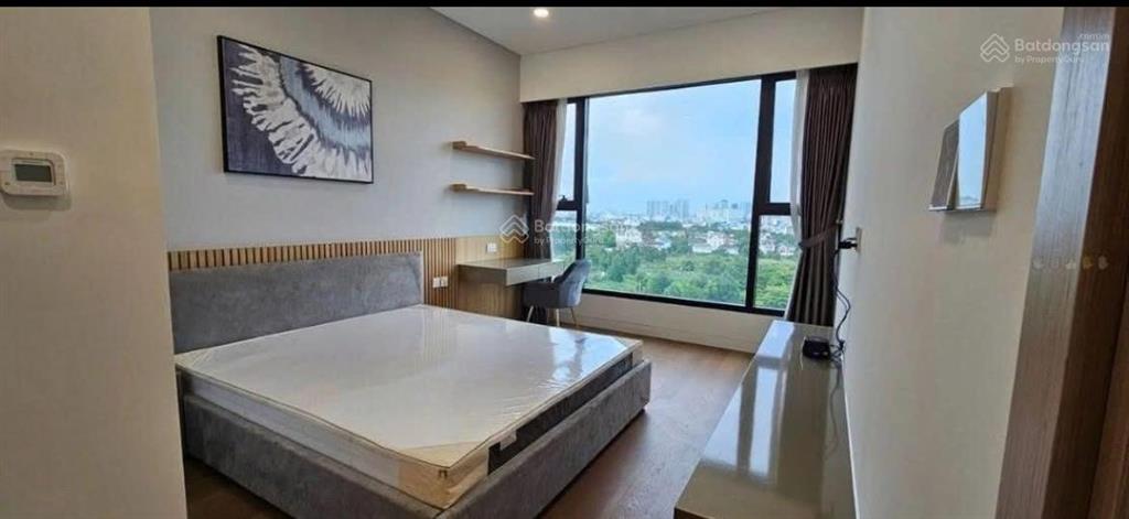 Cần bán gấp căn hộ gold view 2pn2wc , view sông  91m2/7,6ty. 0918 712 ***hăng(nhiều căn giá tốt