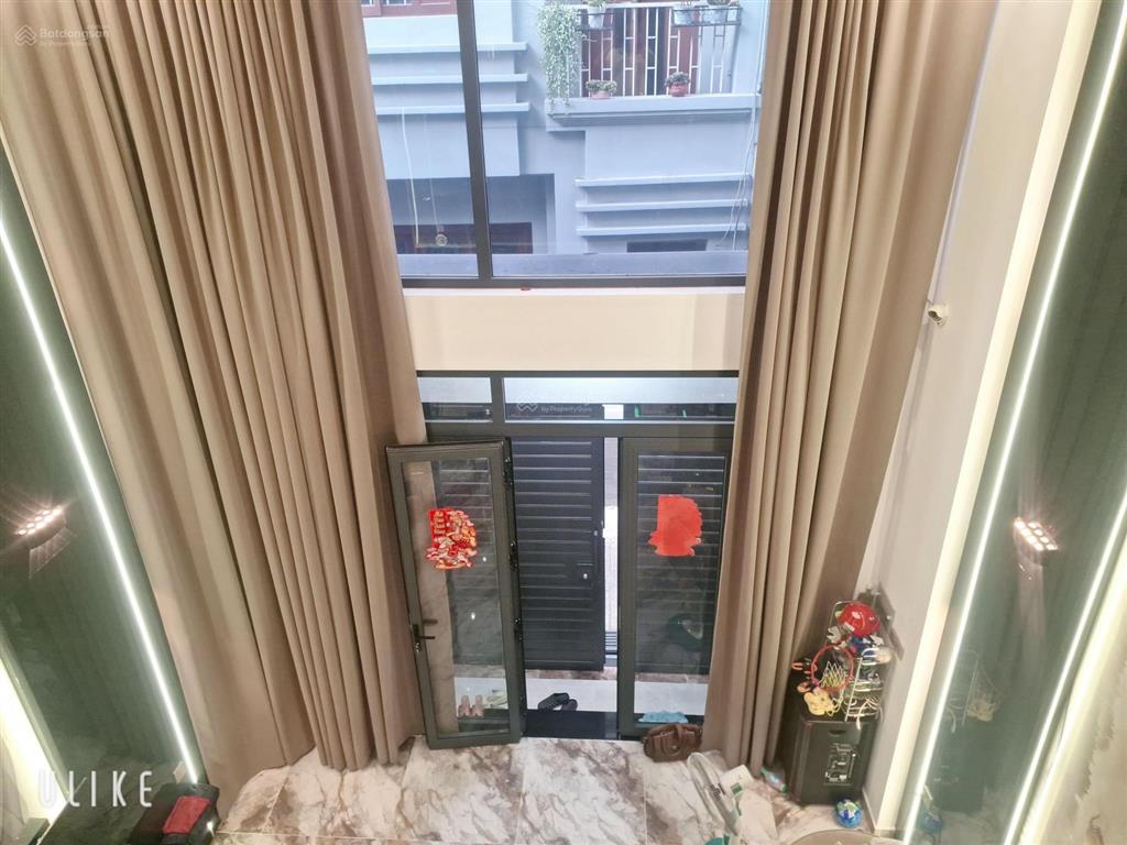 Nhà mới ở ngay  tt quận 8  lô góc 2mt  hẻm thông ra mt 30m  nhà 5 tầng  nở hậu  nhỉnh 7 tỷ