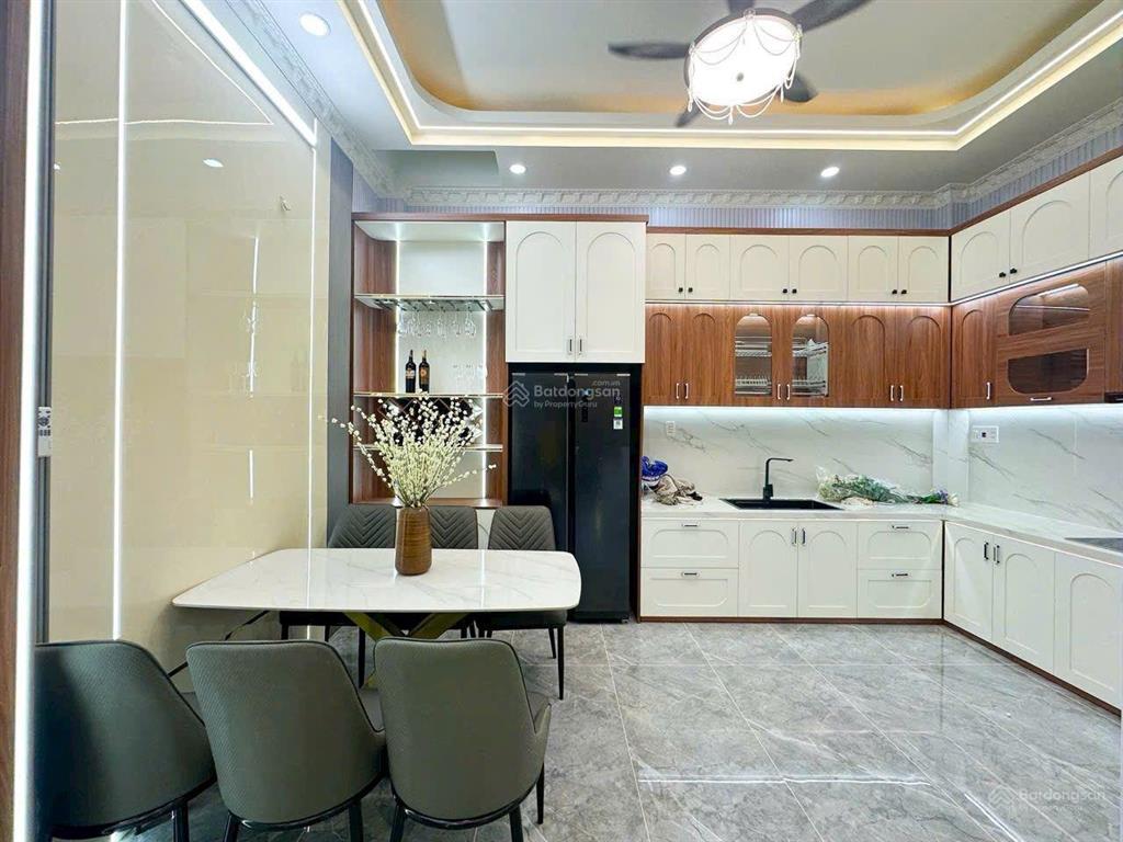 Bán nhà thị trấn nhà bè  nhà mới 4 tầng btct  hẻm xe hơi quay đầu  ngang hơn 5m  nhỉnh 7 tỷ