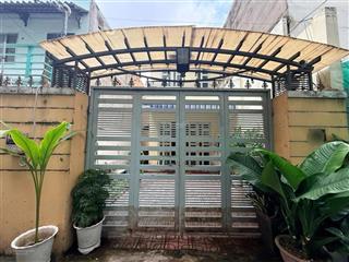 Bán nhà 2 tầng btct  nguyễn thị thập quận 7  dt 5x25  cách mt 50m  giá 70tr/m2  nhỉnh 9 tỷ