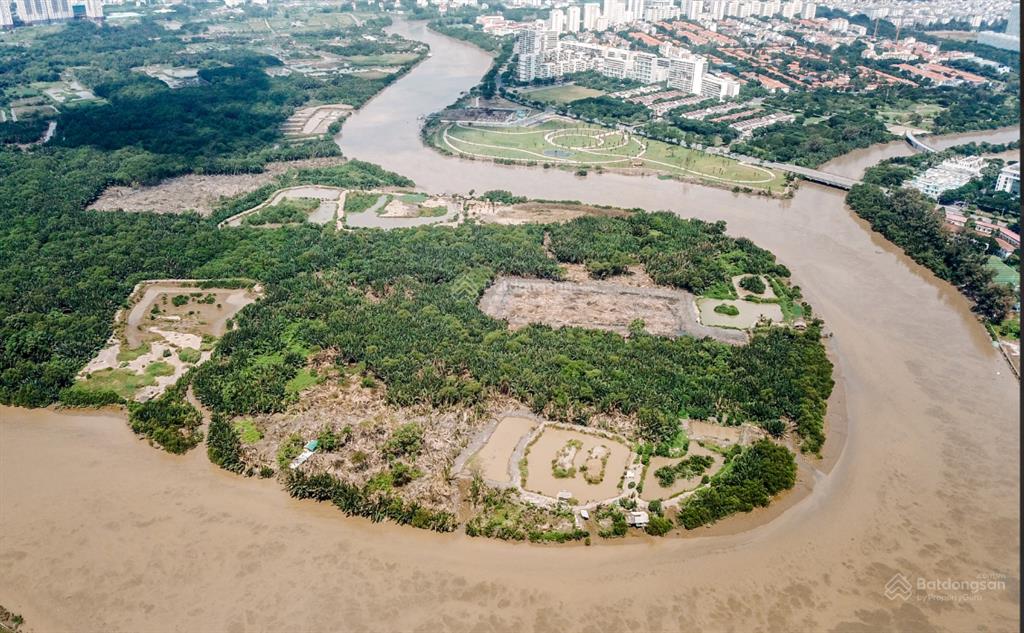 Cần tiền bán đất sân golf xã phước kiển nhà bè 11.000m2 (100m x110m ) có đường vào tới đất