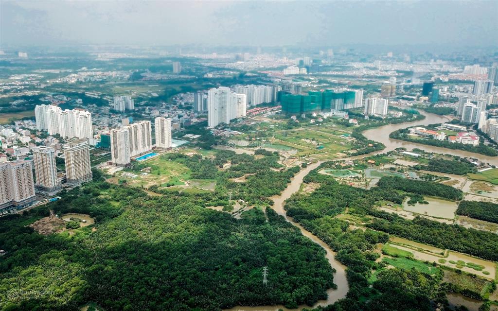 Cần tiền bán đất sân golf xã phước kiển nhà bè 11.000m2 (100m x110m ) có đường vào tới đất