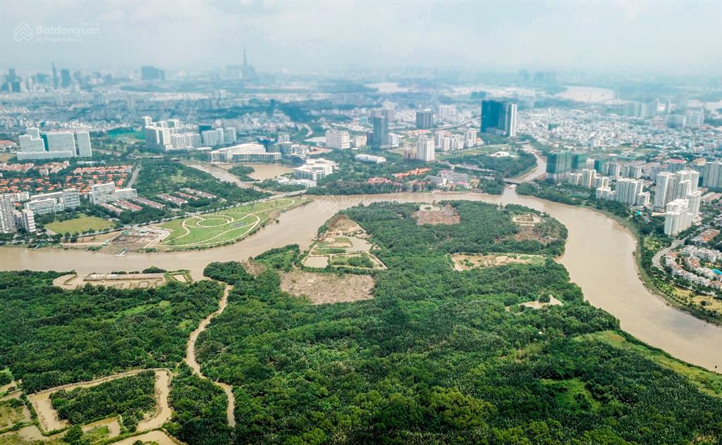 Cần tiền bán đất sân golf xã phước kiển nhà bè 11.000m2 (100m x110m ) có đường vào tới đất