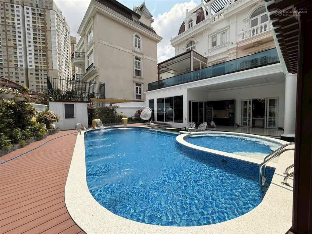 Bán biệt thự 146e nguyễn văn hưởng, quận 2, khu compound cao cấp thảo điền, 17m x 50m, 777m2