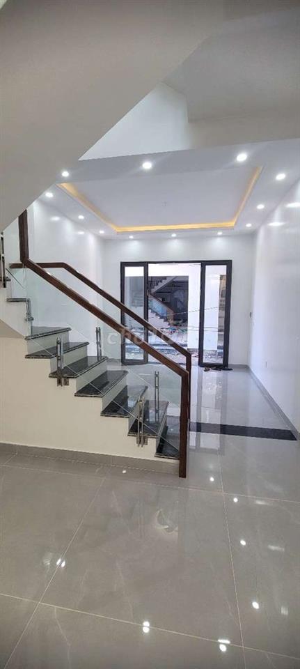 Mình muốn bán nhà 4 tầng độc lập