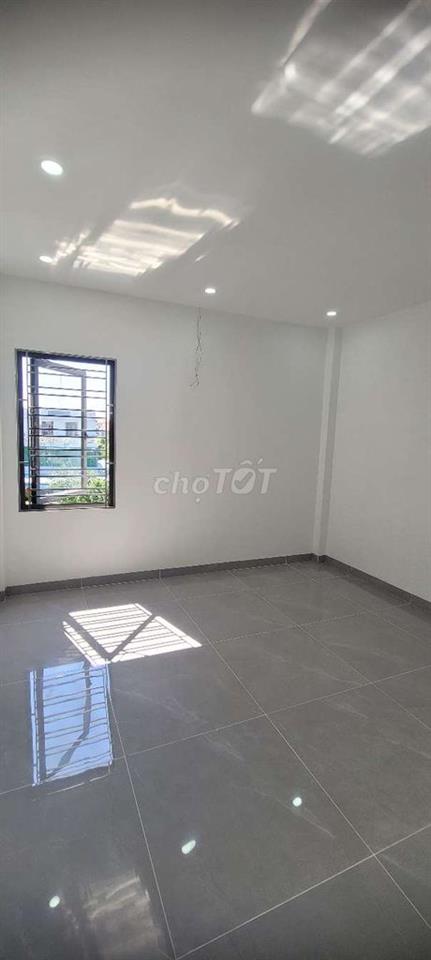 Mình muốn bán nhà 4 tầng độc lập