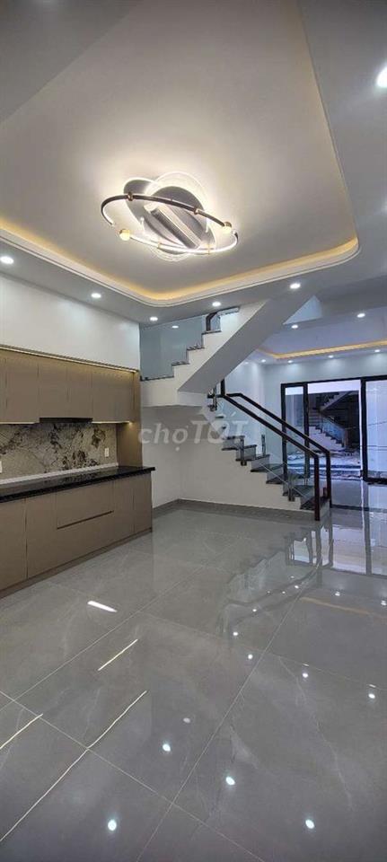 Mình muốn bán nhà 4 tầng độc lập
