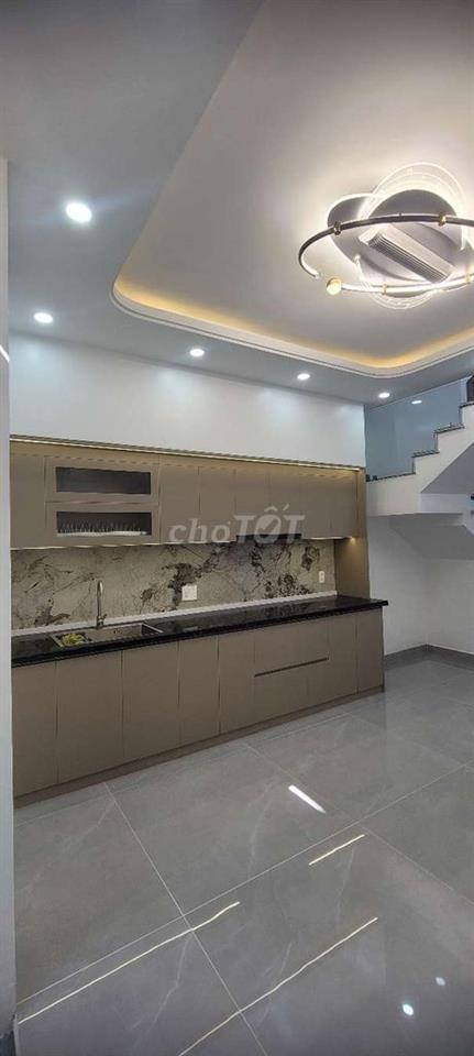 Mình muốn bán nhà 4 tầng độc lập
