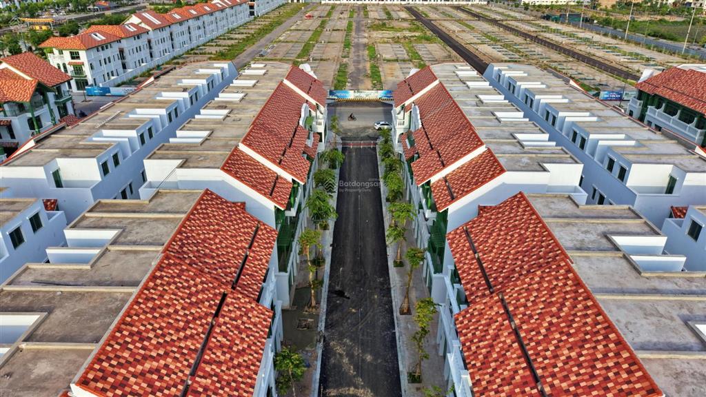 Bán căn liền kề 56m² phân khu kim tiền 1 giá chỉ 4.5 tỷ đóng 50% nhận nhà ngay (early key)