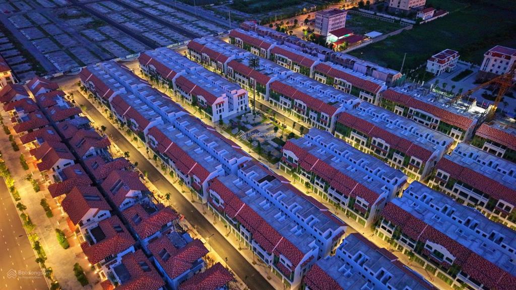 Bán căn liền kề 56m² phân khu kim tiền 1 giá chỉ 4.5 tỷ đóng 50% nhận nhà ngay (early key)