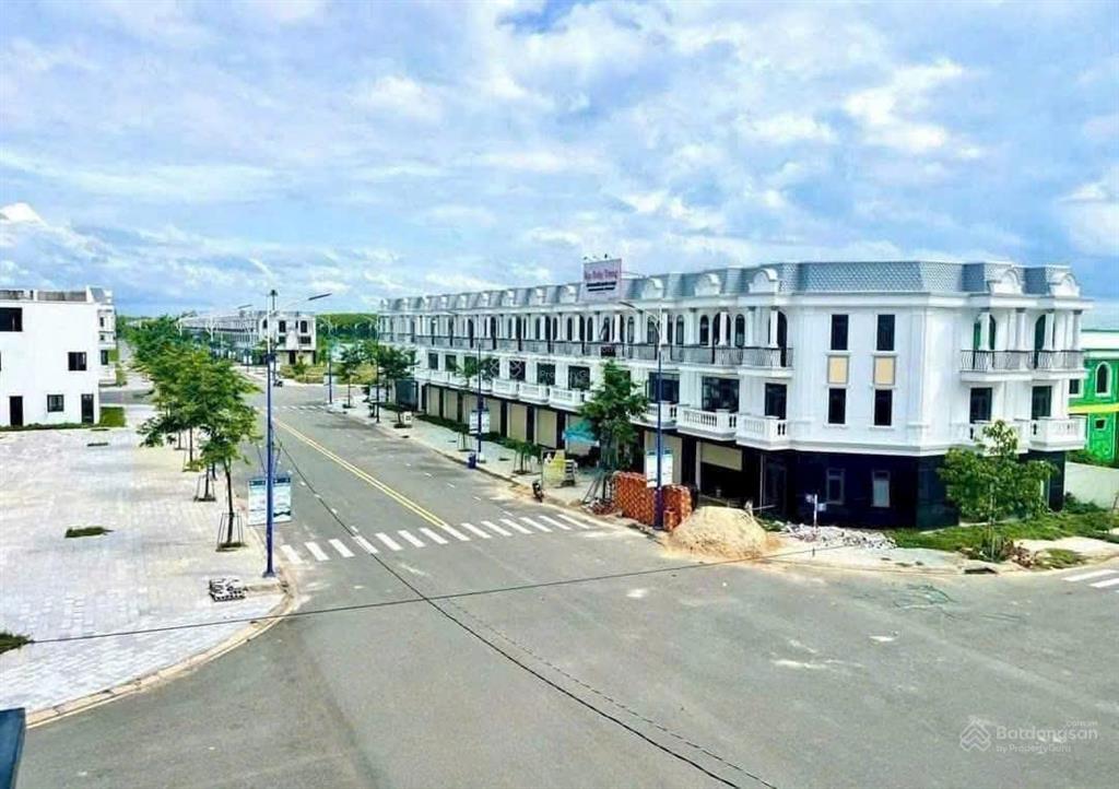 Chính chủ bán lô đất dự án thăng long 2 vị trí đẹp ngay cổng