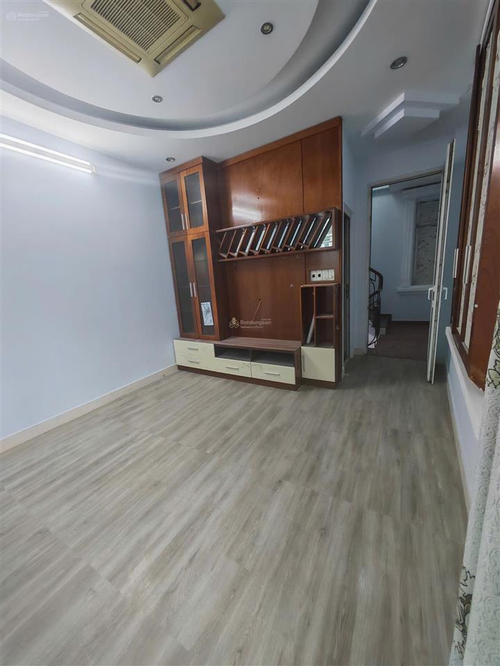 Cho thuê nhà riêng 92/3 nguyễn tuyển, 8 triệu, 40 m2, view đẹp, nhiều tiện ích
