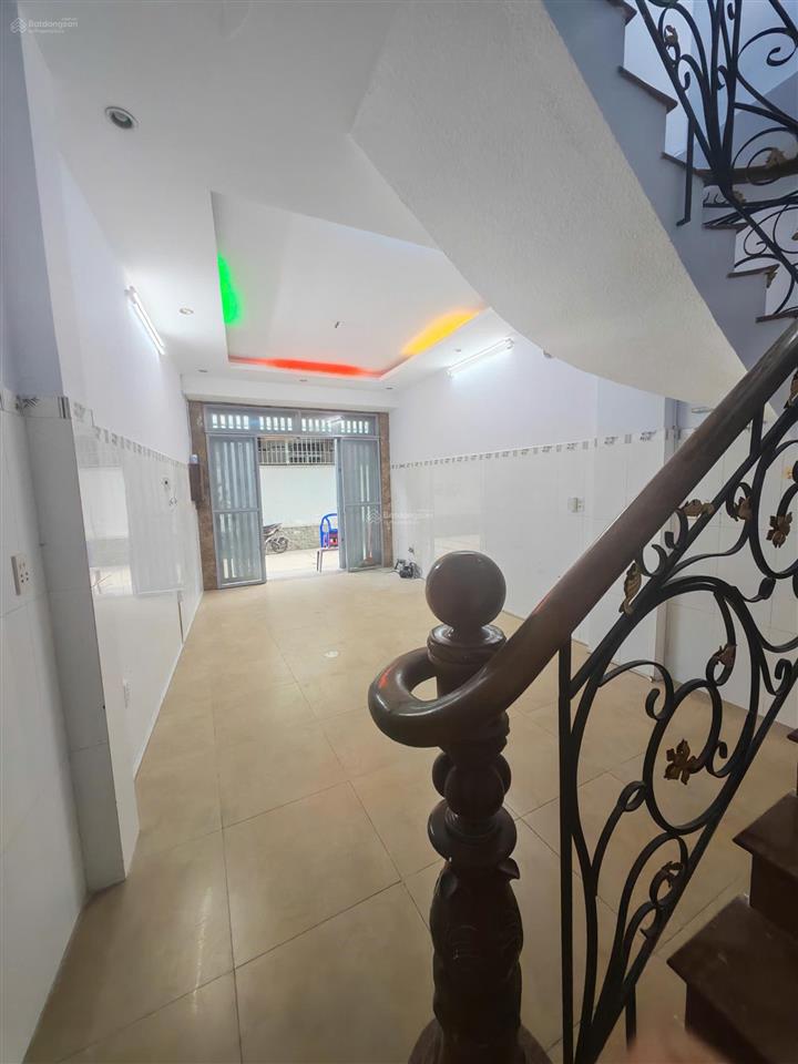 Cho thuê nhà riêng 92/3 nguyễn tuyển, 8 triệu, 40 m2, view đẹp, nhiều tiện ích