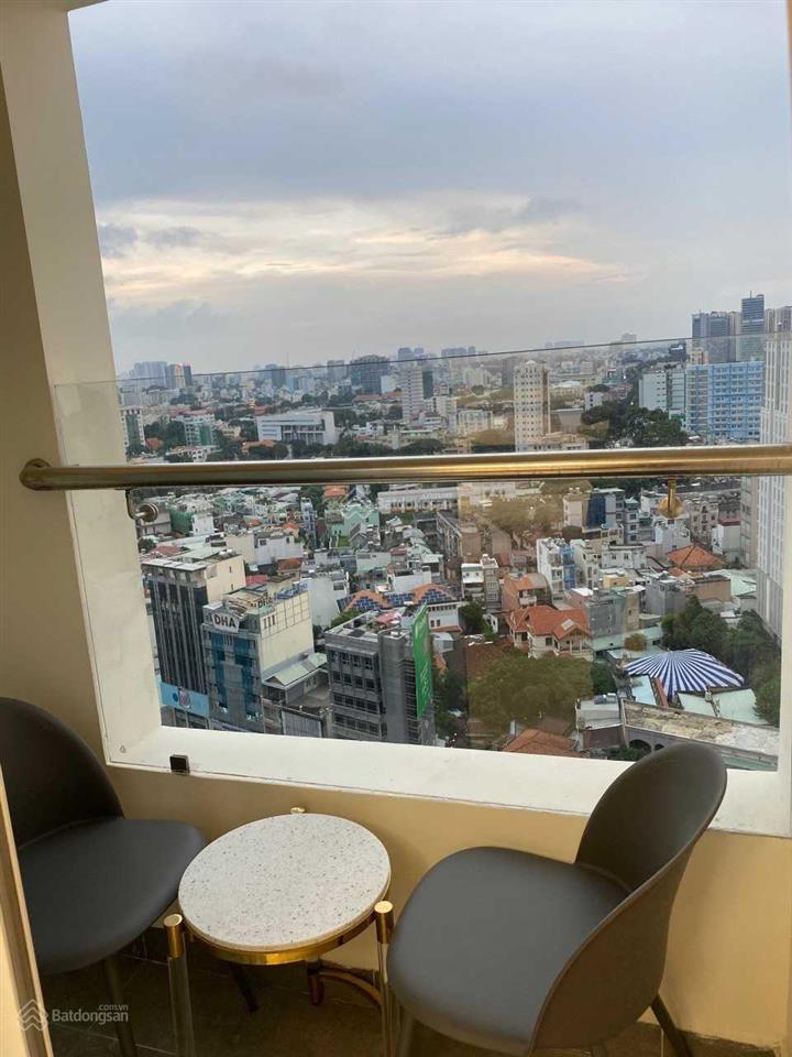 Bán gấp căn hộ chung cư sky center 129m2, 3pn, giá 10.9 tỷ/36m2,giá 2.7 tỷ. 0933 033 *** thái