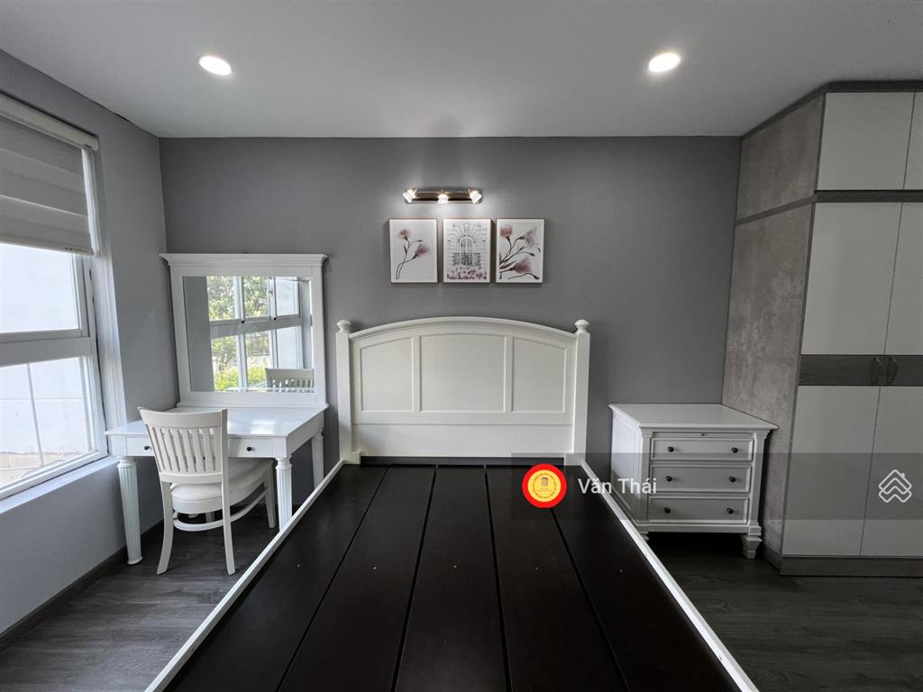 Cần bán căn hộ saigon asiana .67m2, 2pn, giá 3.8 tỷ và có loại 1pn,3 tỷ. 0933 033 *** thái. view đẹp