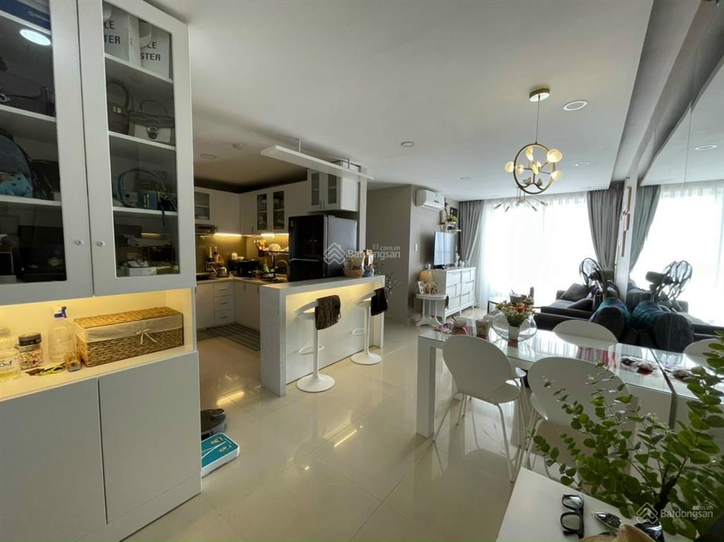 Cần bán gấp ch chung cư him lam, 97m2, 2pn, giá 5.3 tỷ. 0933 033 *** thái. e còn nhiều diện tích